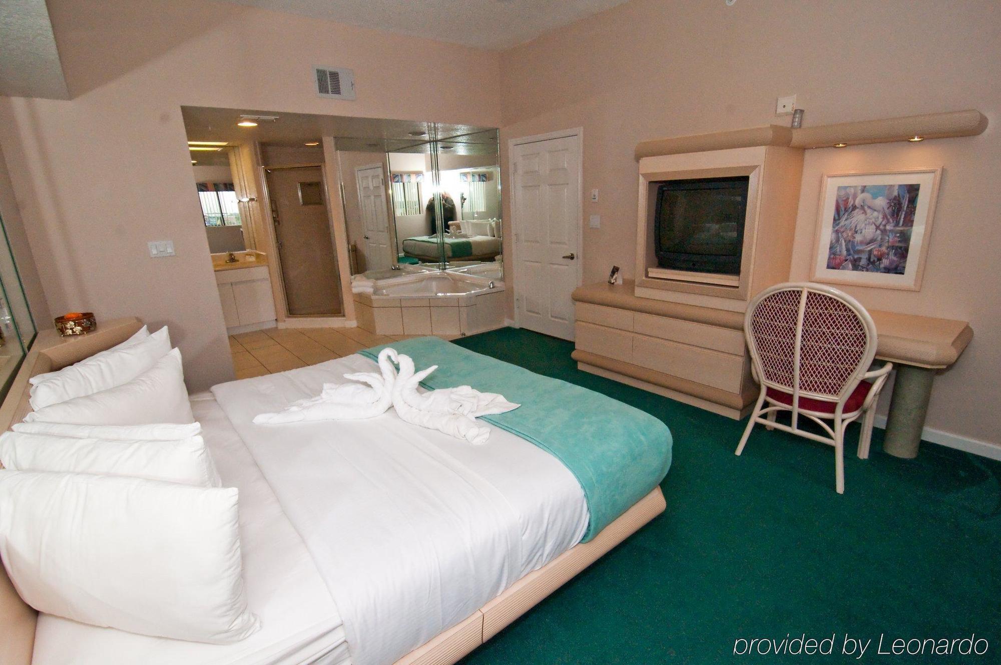 Westgate Towers Resort Orlando Room photo